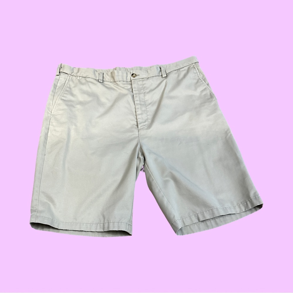 Roundtree & Yorke Men's Light Khaki Flat Front Shorts